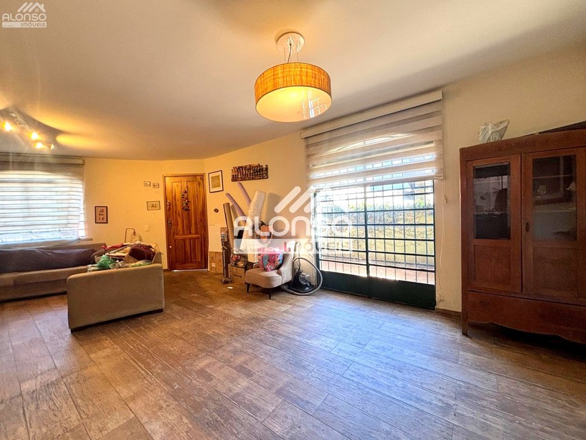 ESPAÇOSA CASA NO JARDIM BONFIGLIOLI!!!
