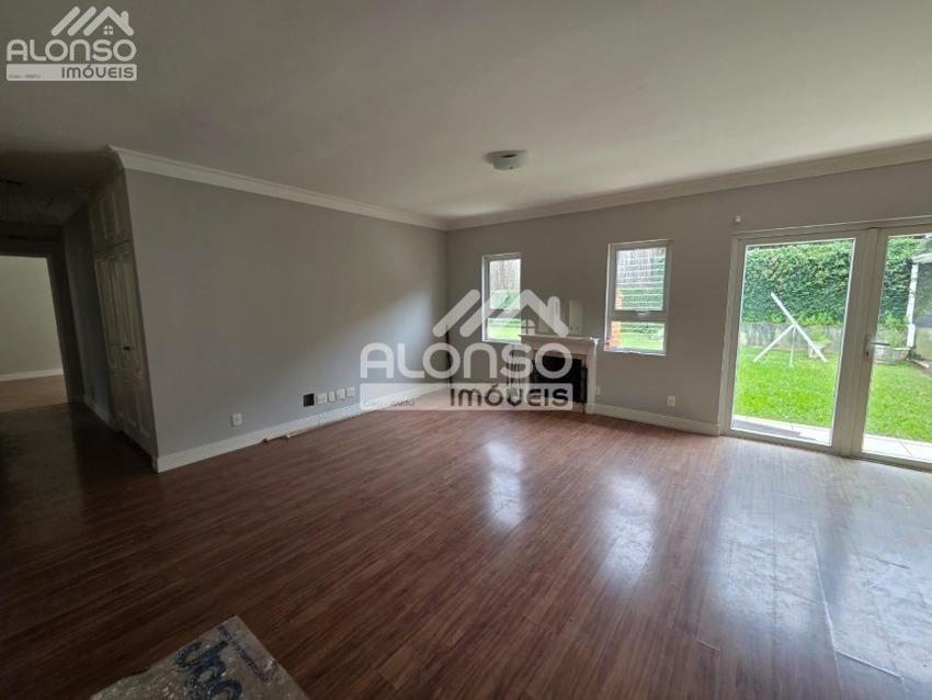 Casa em Bosque do Vianna Cotia SP