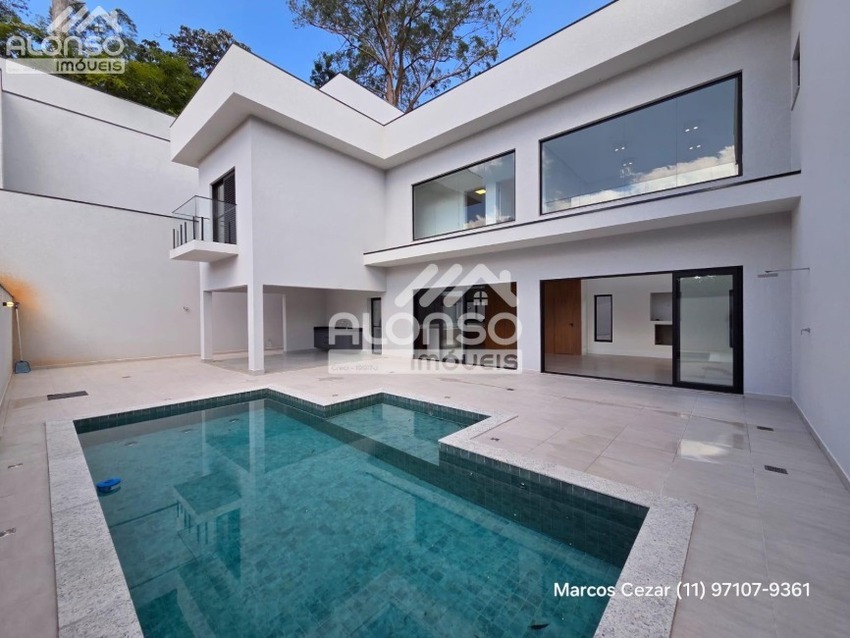 CASA ALTO PADRÃO À VENDA NO VINTAGE GRANJA VIANNA