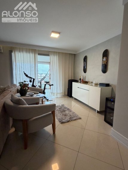 Apartamento em Cidade São Francisco São Paulo SP