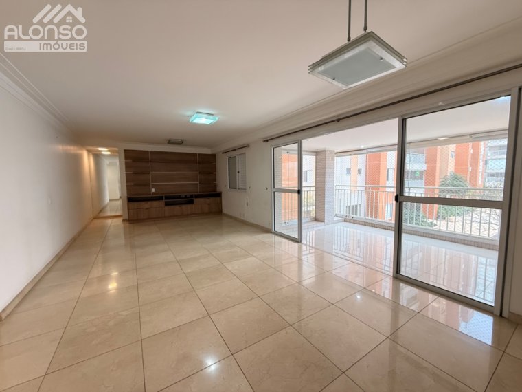 Apartamento em Cidade São Francisco São Paulo SP