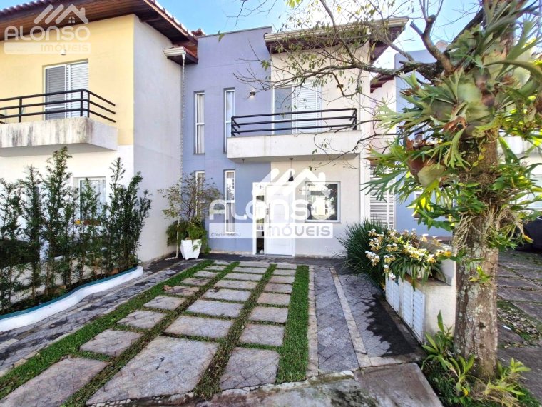 Casa em Jardim Rebelato Cotia SP