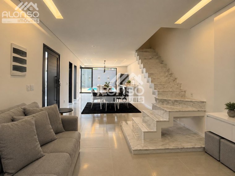 Casa em Jardim Semiramis Cotia SP