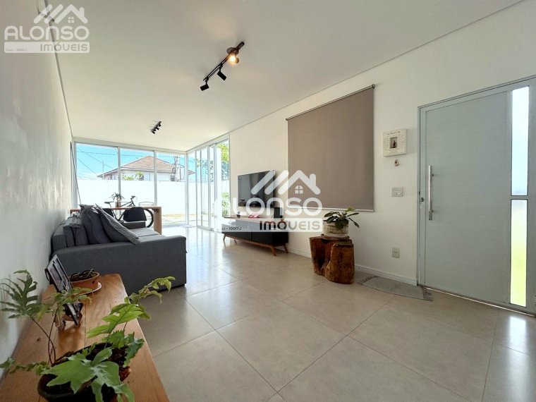Casa em Jardim Semiramis Cotia SP