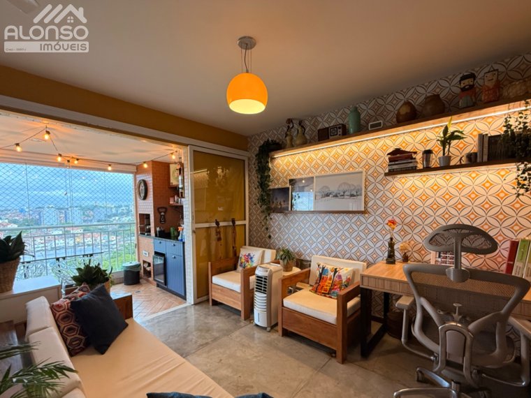 Apartamento em Cidade São Francisco São Paulo SP