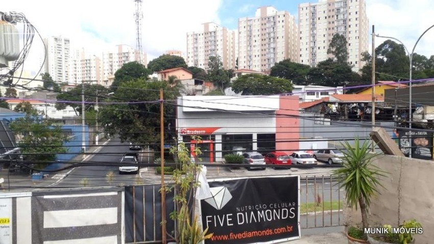 CASA 2 DORMS. 2 SALÕES COMERCIAIS NO JD. PERI PERI