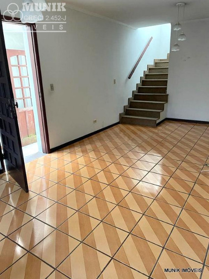 SOBRADO 3 DORMS. 2 VAGAS PROX. AV. OTACILIO TOMANIK