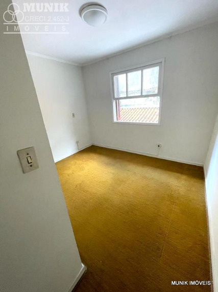 SOBRADO 3 DORMS. 2 VAGAS PROX. AV. OTACILIO TOMANIK