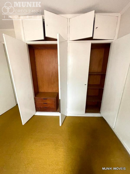 SOBRADO 3 DORMS. 2 VAGAS PROX. AV. OTACILIO TOMANIK