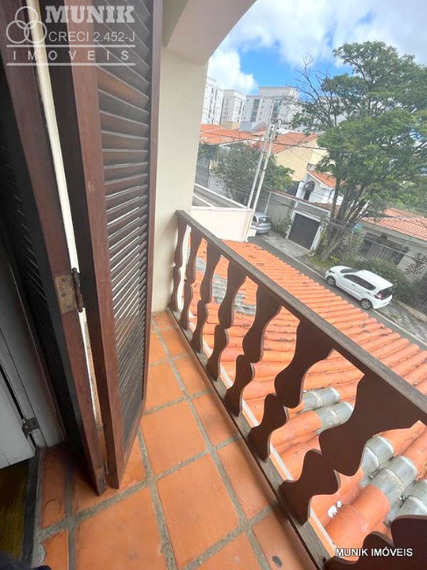 SOBRADO 3 DORMS. 2 VAGAS PROX. AV. OTACILIO TOMANIK