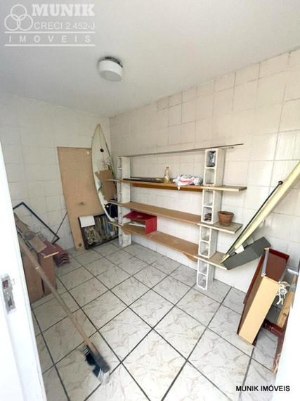 SOBRADO 3 DORMS. 2 VAGAS PROX. AV. OTACILIO TOMANIK