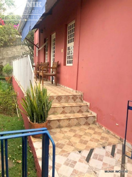 SOBRADO COM CASA TÉRREA NOS FUNDOS NA VILA UNIVERSITÁRIA