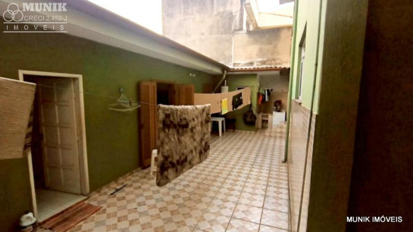 CASA AREJADA E ILUMINADA NO JD. DAS VERTENTES
