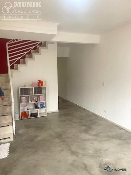 SOBRADO 3 DORMS. 2 VAGAS EM COTIA