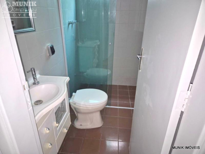  APARTAMENTO 2 DORMS. 1 VAGA NO JD. ADHEMAR DE BARROS