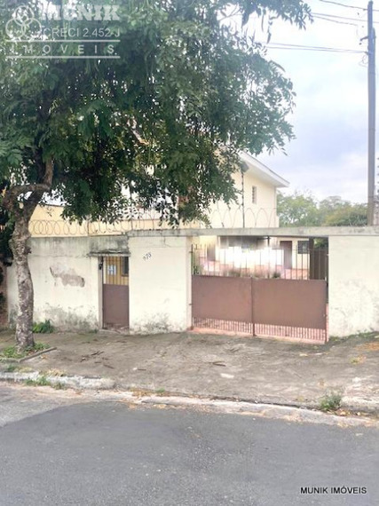 SOBRADO 2 DORMS. 4 VAGAS NO JD. COLOMBO