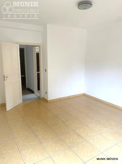 SOBRADO 2 DORMS. 4 VAGAS NO JD. COLOMBO