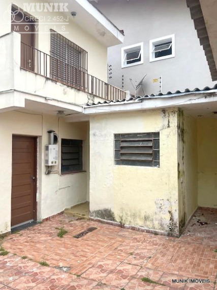 SOBRADO 2 DORMS. 4 VAGAS NO JD. COLOMBO