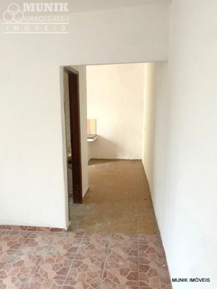 SOBRADO 2 DORMS. 4 VAGAS NO JD. COLOMBO