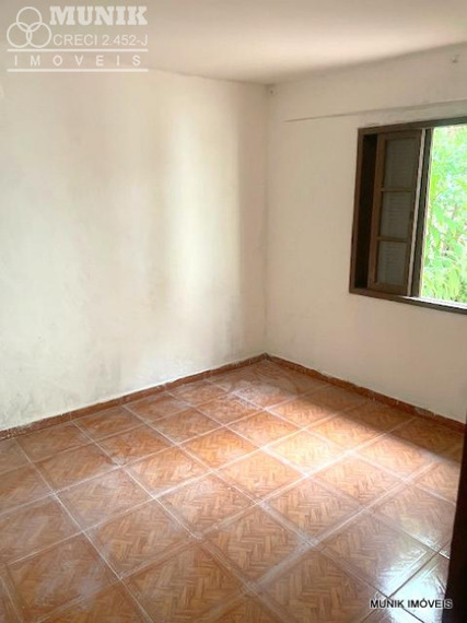 SOBRADO 2 DORMS. 4 VAGAS NO JD. COLOMBO