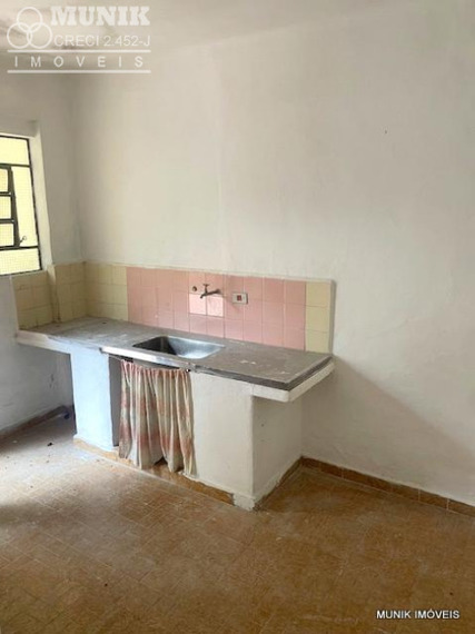 SOBRADO 2 DORMS. 4 VAGAS NO JD. COLOMBO