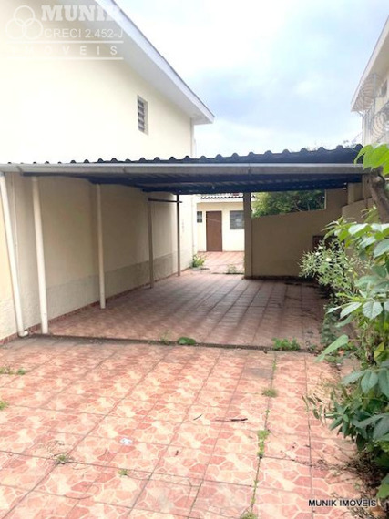 SOBRADO 2 DORMS. 4 VAGAS NO JD. COLOMBO