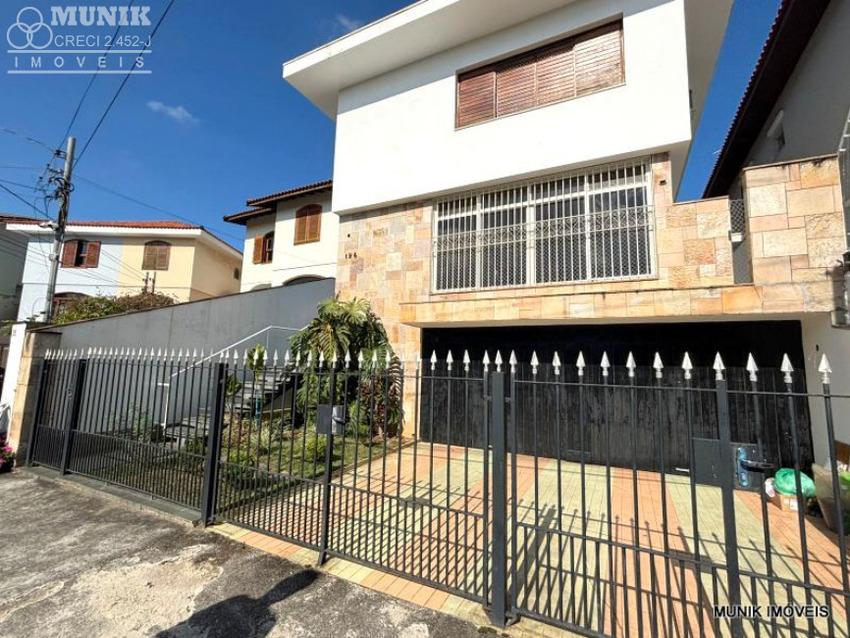 SOBRADO 3 DORMS. 4 VAGAS NO JD. BONFIGLIOLI