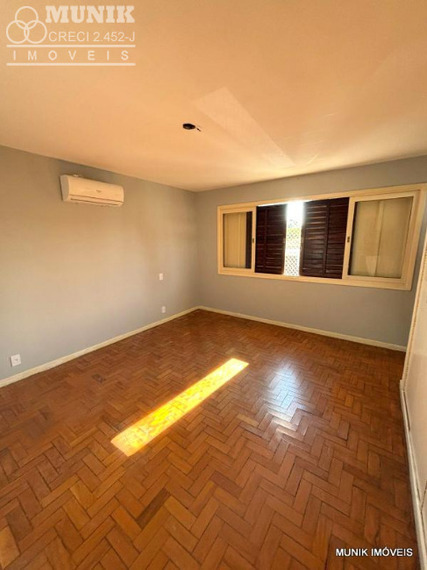 SOBRADO 3 DORMS. 4 VAGAS NO JD. BONFIGLIOLI