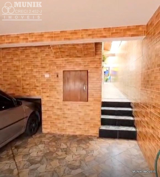 CASA TÉRREA 2 DORMS. 2 VAGAS NO JD. ARPOADOR