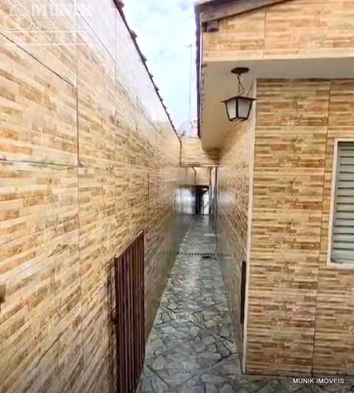CASA TÉRREA 2 DORMS. 2 VAGAS NO JD. ARPOADOR