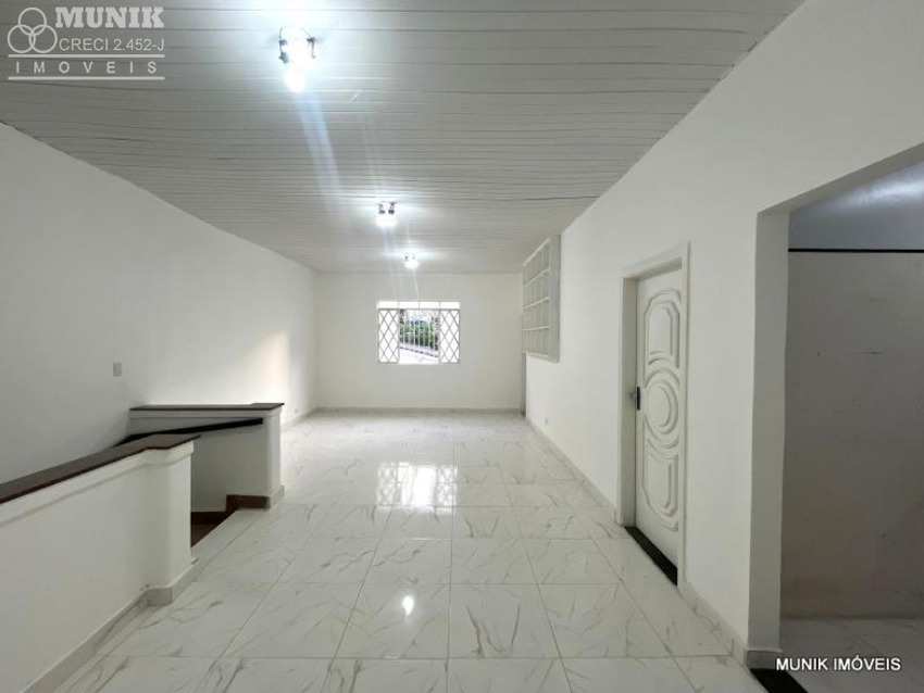 RESIDÊNCIA OU CONJUNTO COMERCIAL, 160,00M² NA VILA LAGEADO