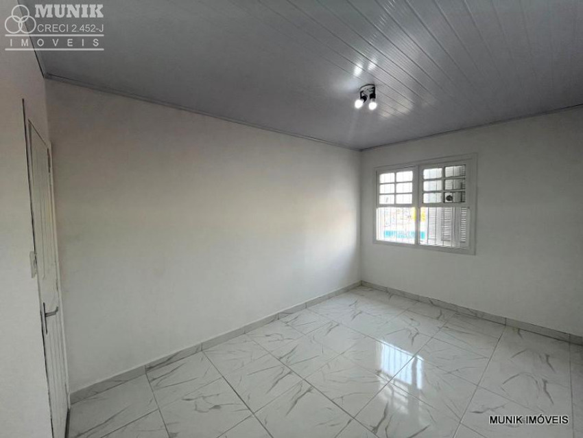RESIDÊNCIA OU CONJUNTO COMERCIAL, 160,00M² NA VILA LAGEADO