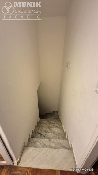 SOBRADO 2 DORMS. 2 VAGAS NO JD. CAMBARA