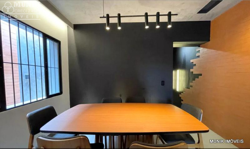 SOBRADO 3 DORMS. 2 VAGAS NO JD. BONFIGLIOLI