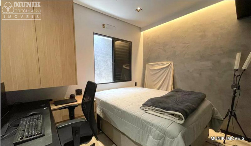 SOBRADO 3 DORMS. 2 VAGAS NO JD. BONFIGLIOLI