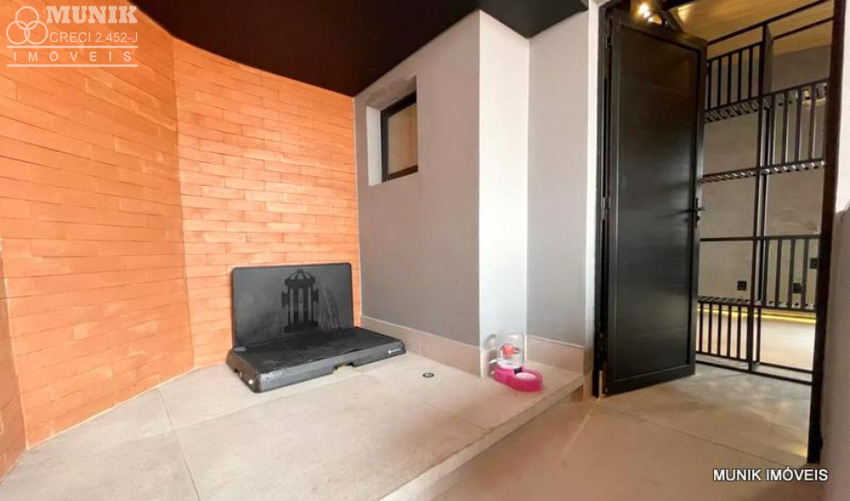 SOBRADO 3 DORMS. 2 VAGAS NO JD. BONFIGLIOLI