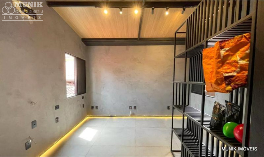 SOBRADO 3 DORMS. 2 VAGAS NO JD. BONFIGLIOLI