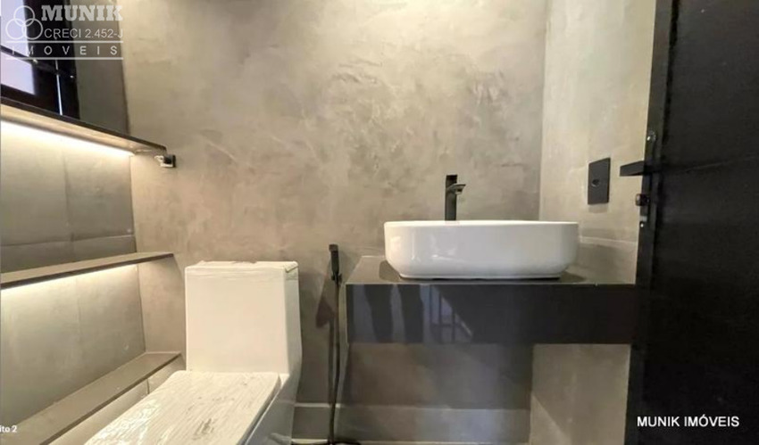 SOBRADO 3 DORMS. 2 VAGAS NO JD. BONFIGLIOLI