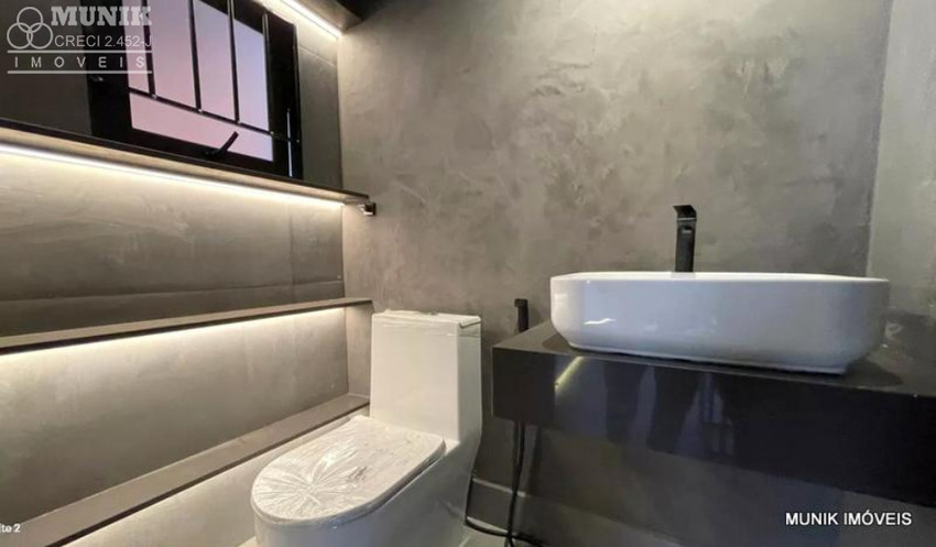 SOBRADO 3 DORMS. 2 VAGAS NO JD. BONFIGLIOLI