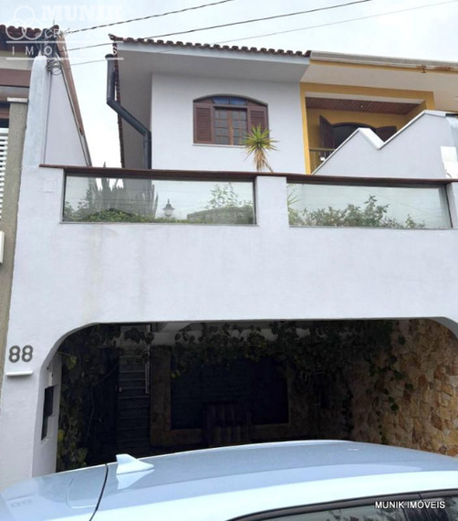 SOBRADO EM CONDOMÍNIO FECHADO NO JD. OLYMPIA