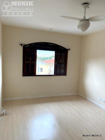 SOBRADO EM CONDOMÍNIO FECHADO NO JD. OLYMPIA