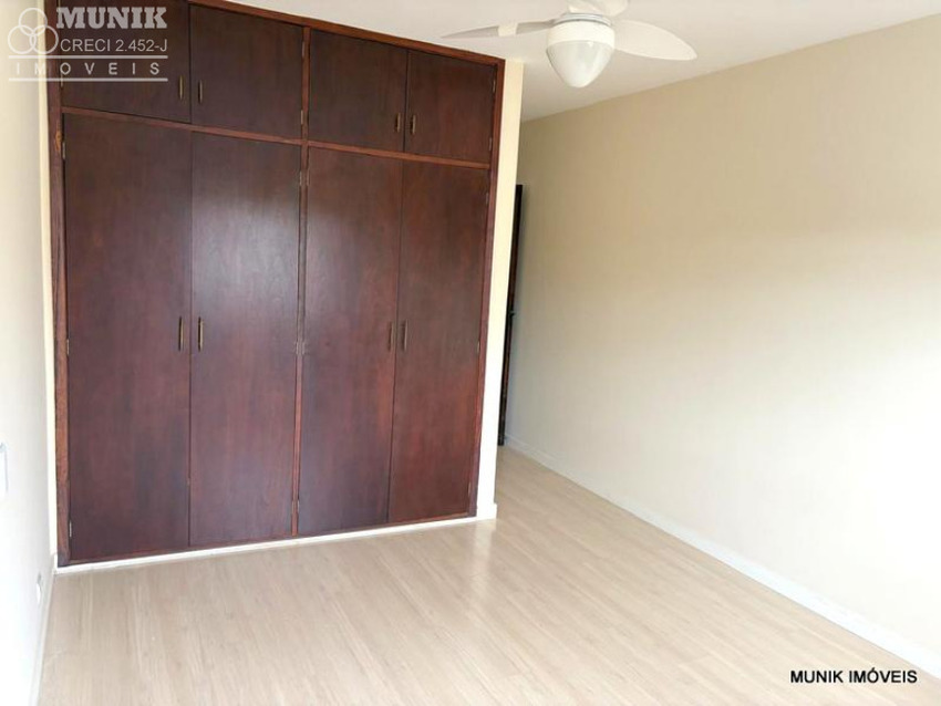 SOBRADO EM CONDOMÍNIO FECHADO NO JD. OLYMPIA