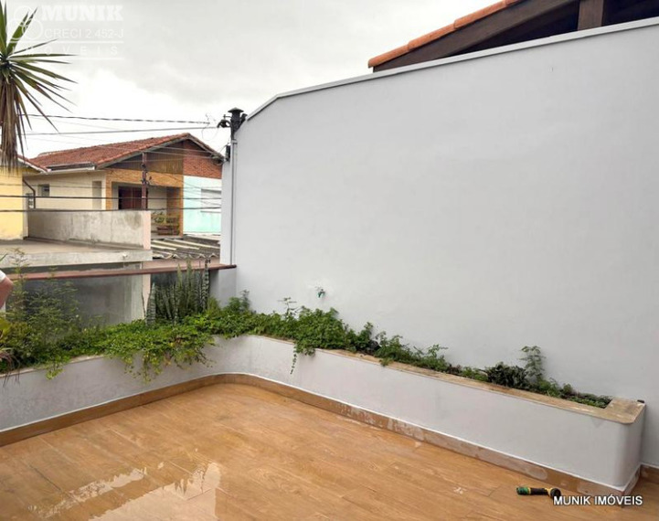 SOBRADO EM CONDOMÍNIO FECHADO NO JD. OLYMPIA