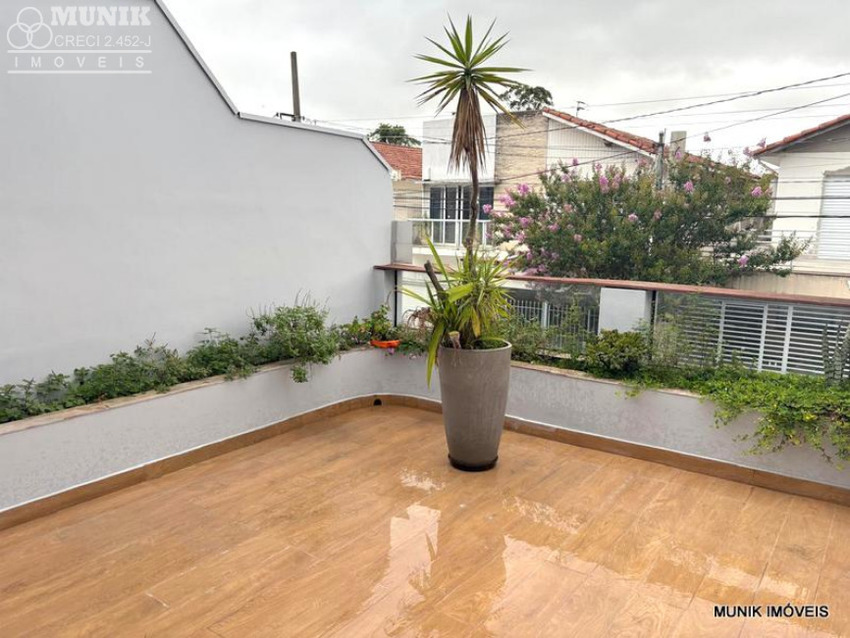 SOBRADO EM CONDOMÍNIO FECHADO NO JD. OLYMPIA