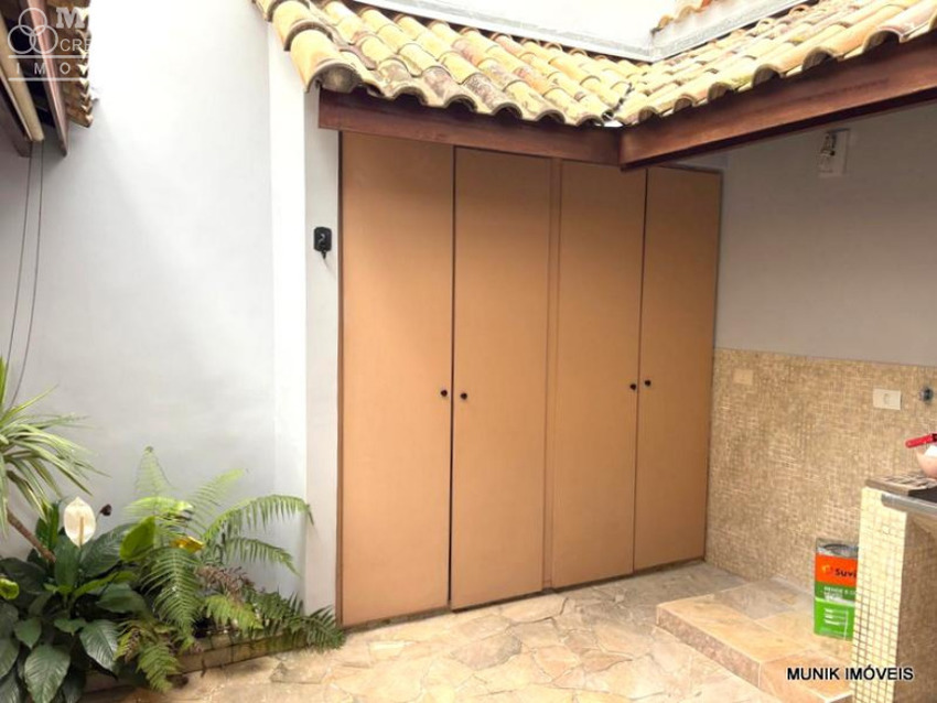 SOBRADO EM CONDOMÍNIO FECHADO NO JD. OLYMPIA