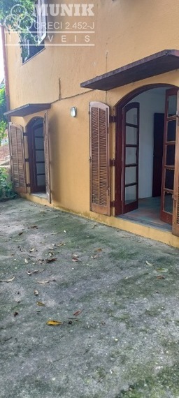 Terreno Com 550mt2- 02 Casas Confortáveis! Venha CONHECER...