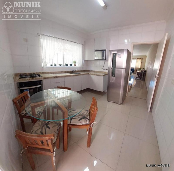 SOBRADO 3 SUÍTES 4 VAGAS NA VILA POLOPOLI