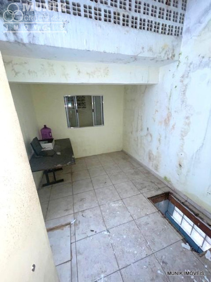 SOBRADO BEM LOCALIZADO NO JD. BONFIGLIOLI