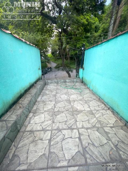 SOBRADO BEM LOCALIZADO NO JD. BONFIGLIOLI