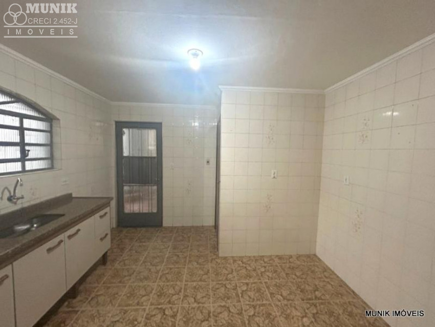 CASA TÉRREA COMERCIAL OU RESIDENCIAL NO JD. BONFIGLIOLI